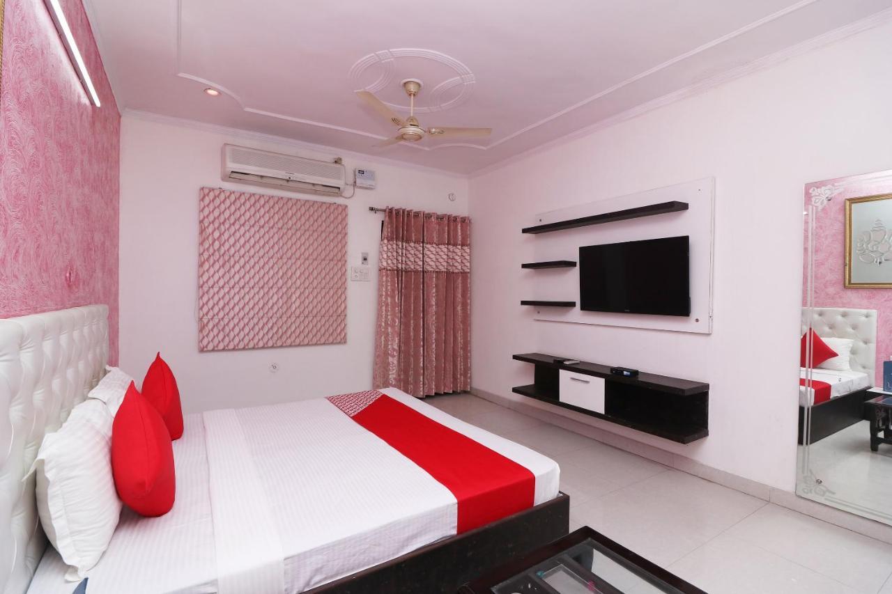 Oyo Hotel Inn Way Szionipat Kültér fotó