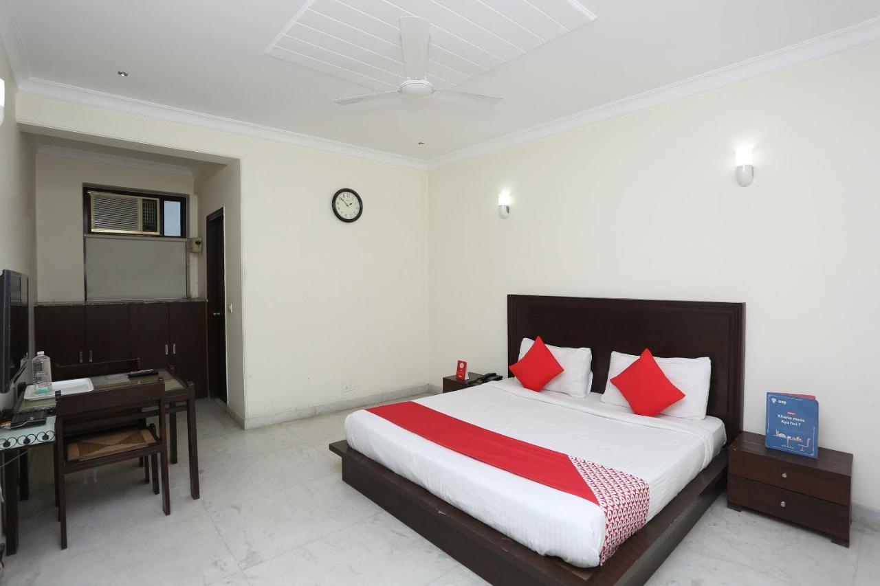 Oyo Hotel Inn Way Szionipat Kültér fotó