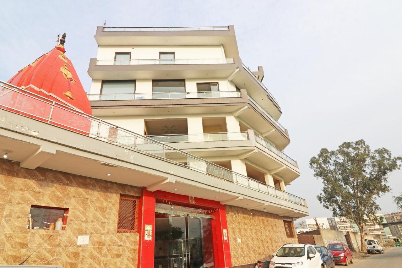 Oyo Hotel Inn Way Szionipat Kültér fotó